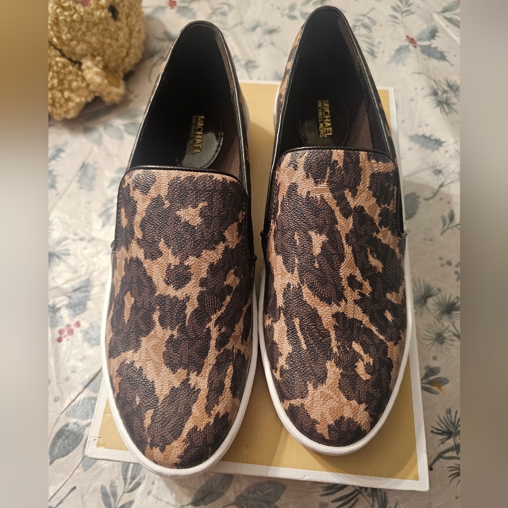 Michael Kors Animal Print Keaton Slip-On Shoes Size 10